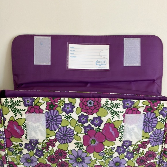 Computer Case - Picture 3 of 3